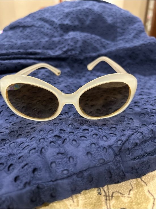 Armani Exchange Accessories - Emporio Armani Classic Cream Oval Sunglasses